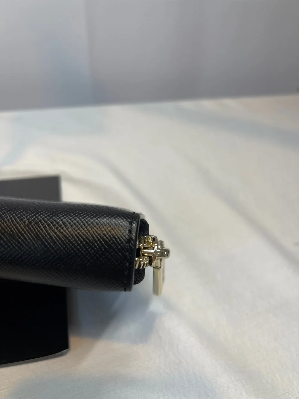 Kate Spade New York Black Leather Zip Around Continental Wallet